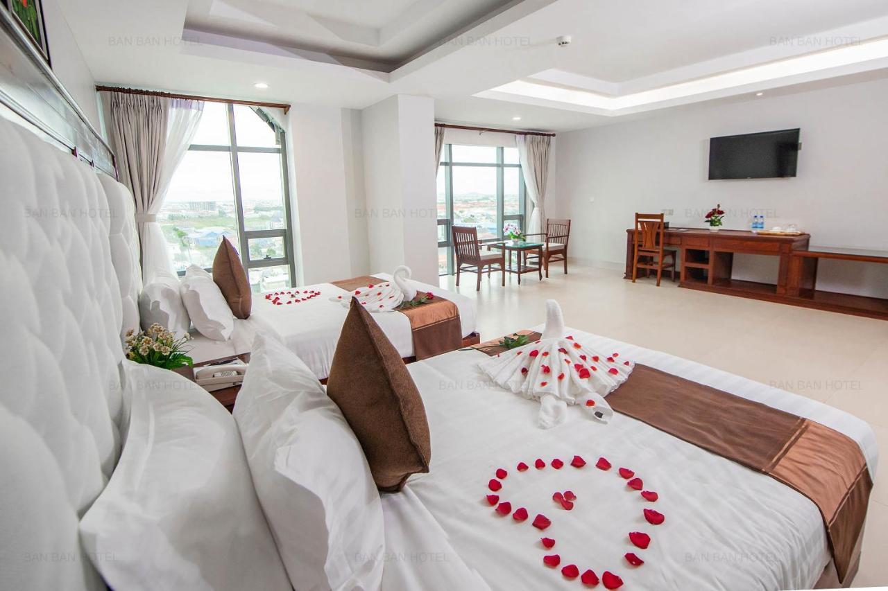 Ban Ban Hotel Phnom Penh Exterior photo